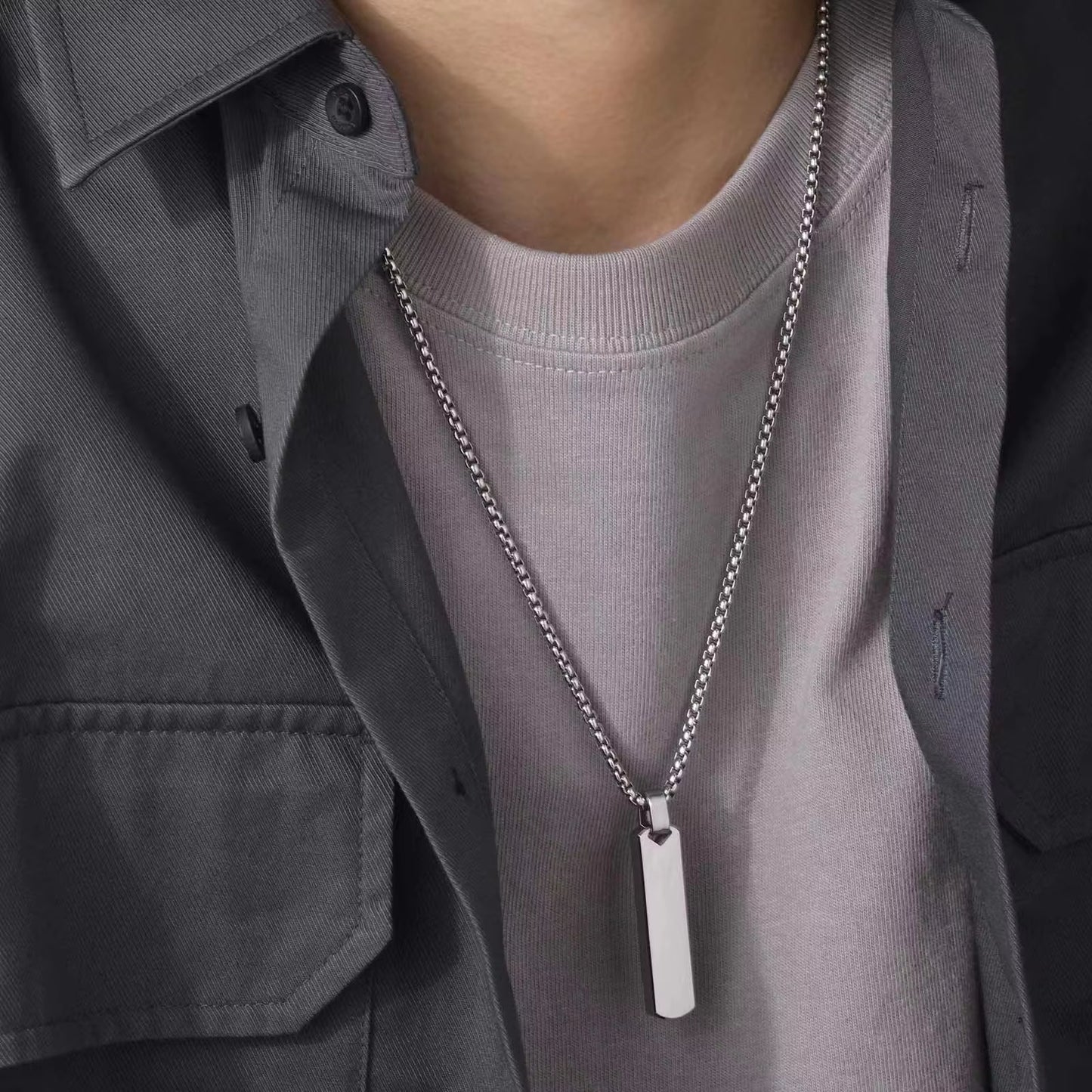 Fashion Custom Stainless Steel Silver & Black Pendant Necklace – Sleek and Modern Design