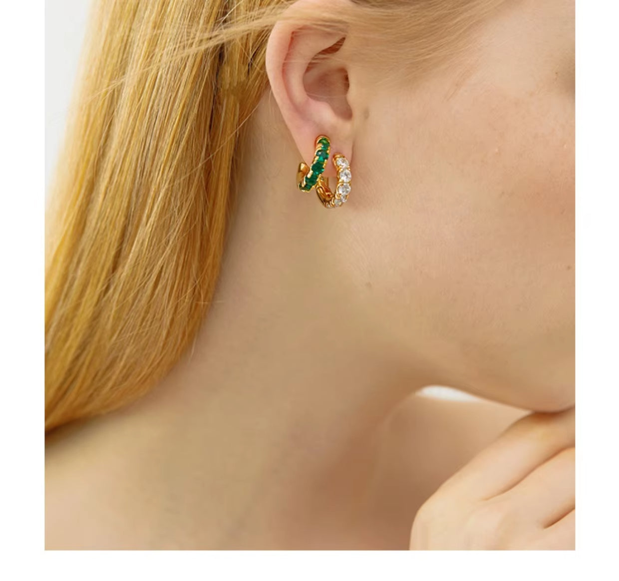 Vera Classic Hoop Earrings – Timeless Elegance Meets Modern Style