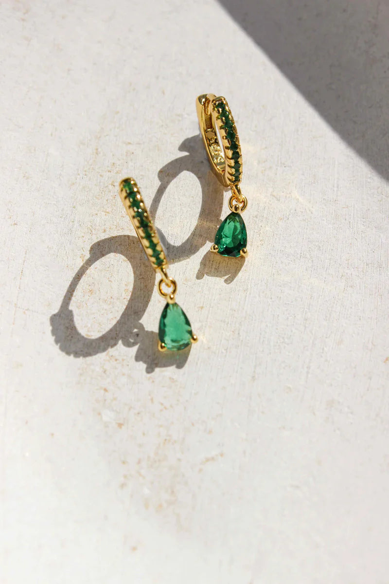 Maeve Classic Teardrop Earrings – Effortless Elegance