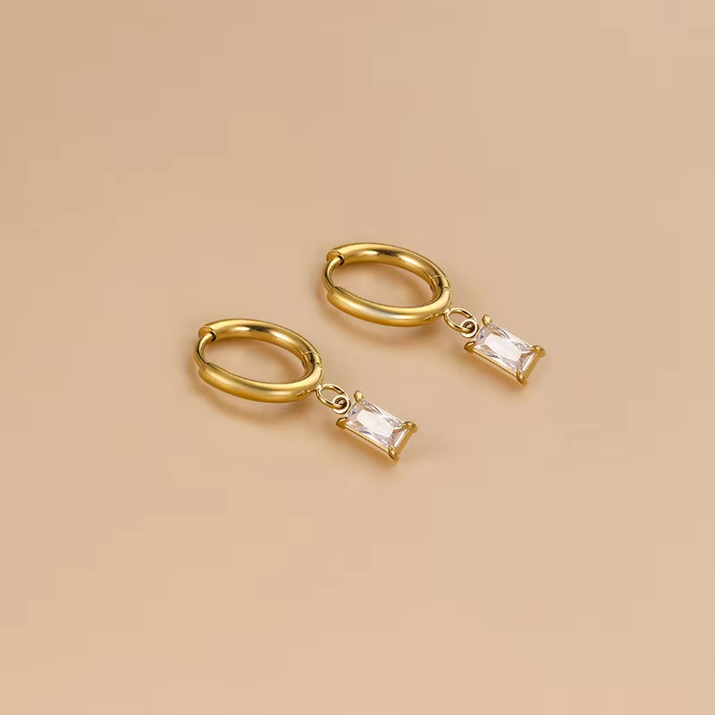 Classic Hoop Earrings – Timeless Color & Summer Sparkle