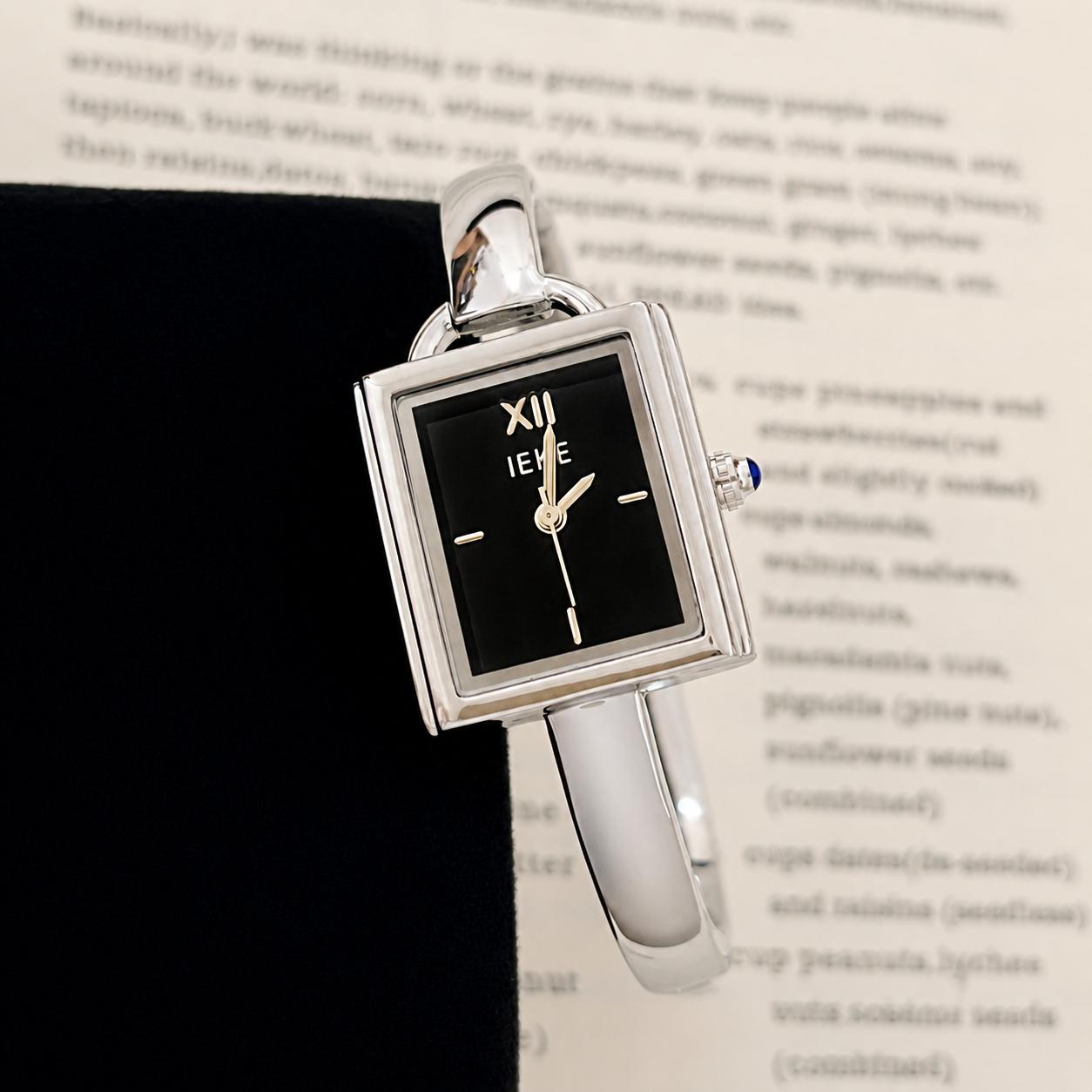 ÉLAN — Rectangular Bangle Watch
