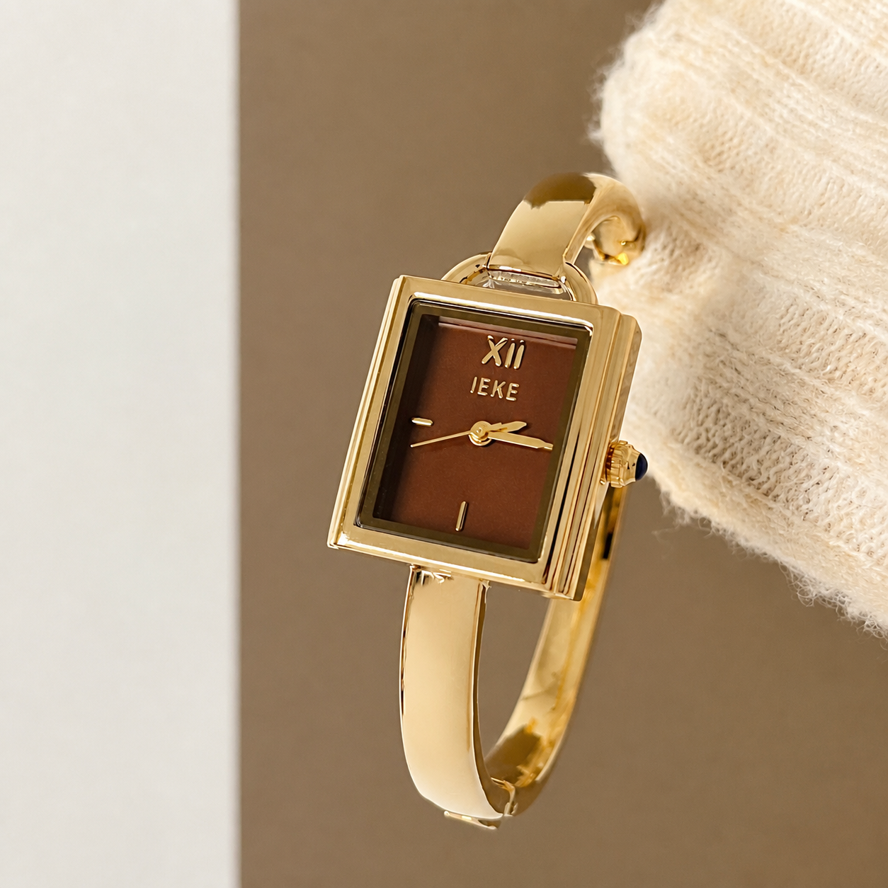 ÉLAN — Rectangular Bangle Watch