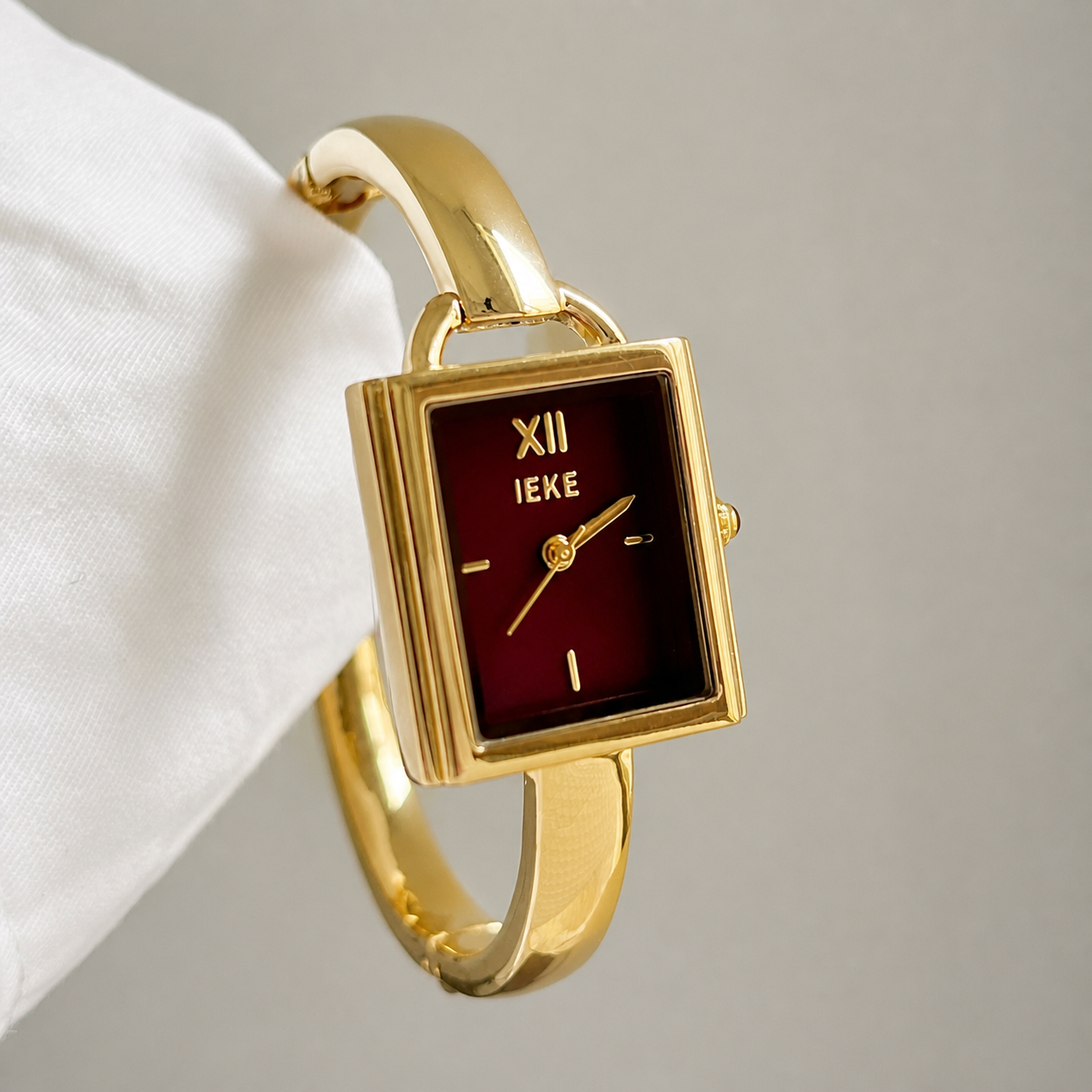 ÉLAN — Rectangular Bangle Watch
