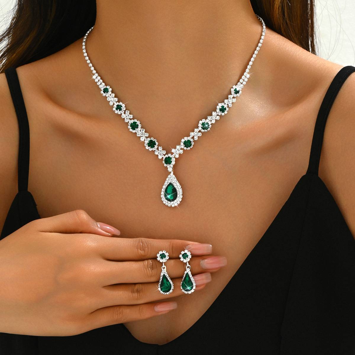 💥-Sapphire Crystal Blue Clavicle Neckpiece Set