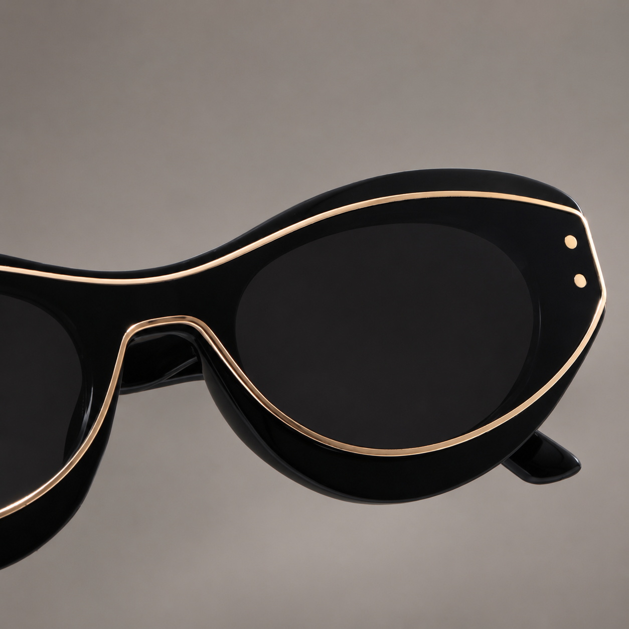 TONGINK Riviera Line Cat-Eye Sunglasses
