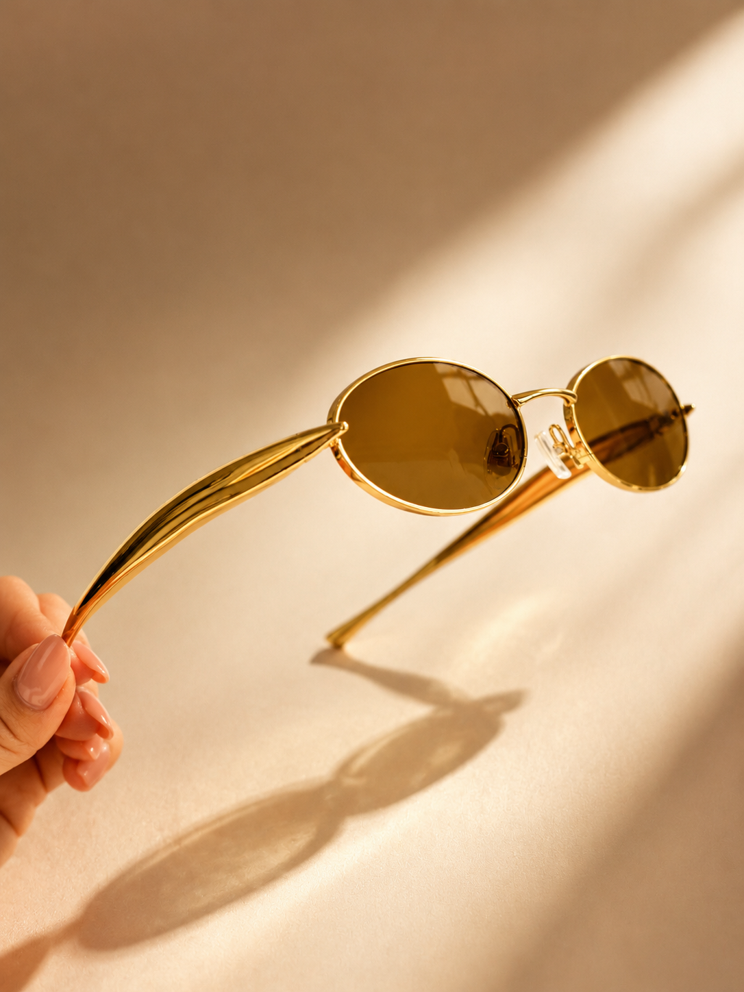 BV Aurora Slim Oval Sunglasses | Vintage Metal Frame UV400
