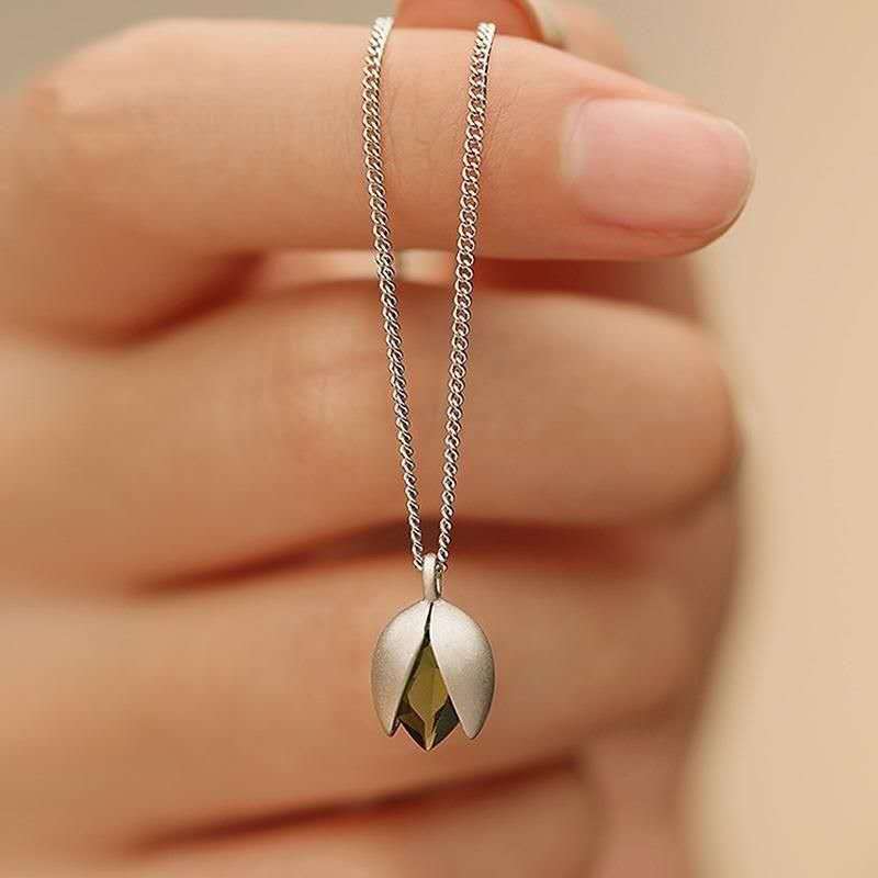Pistachio Necklace