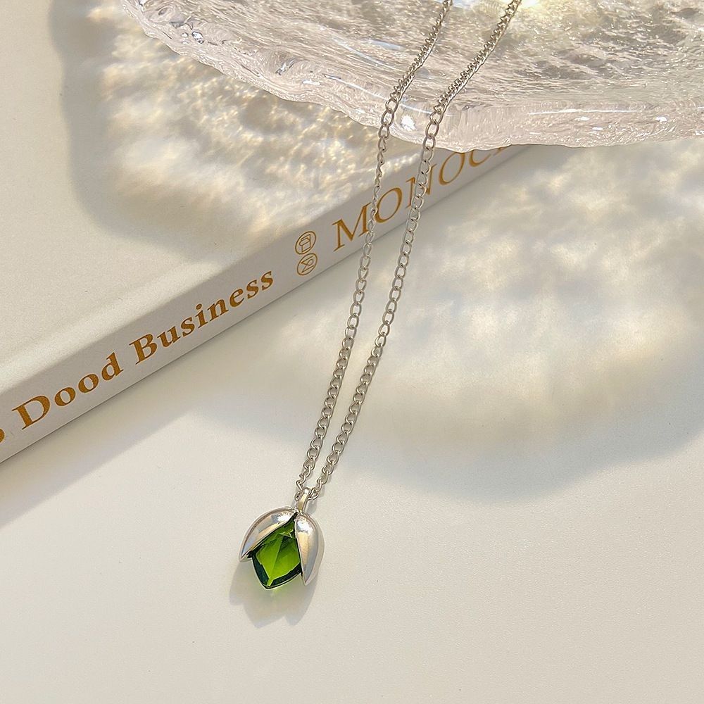 Pistachio Necklace