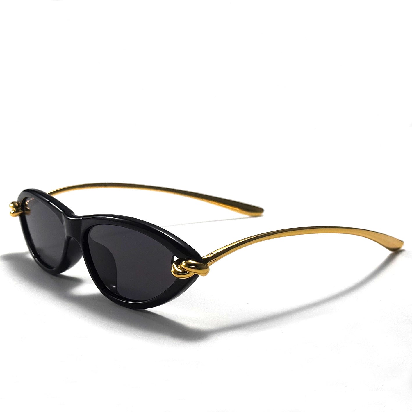 Knot Cat Eye Sunglasses || Bottega Veneta