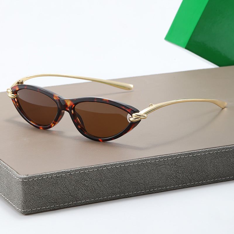 Knot Cat Eye Sunglasses || Bottega Veneta