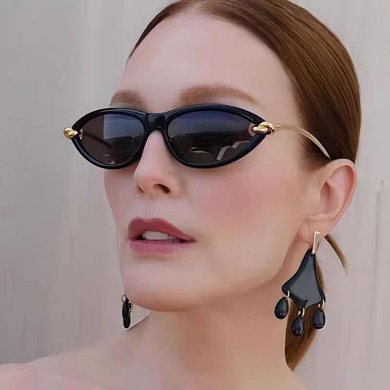 Knot Cat Eye Sunglasses || Bottega Veneta