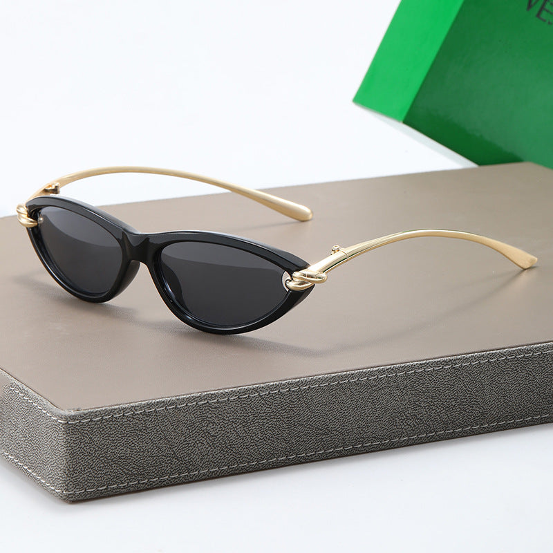 Knot Cat Eye Sunglasses || Bottega Veneta