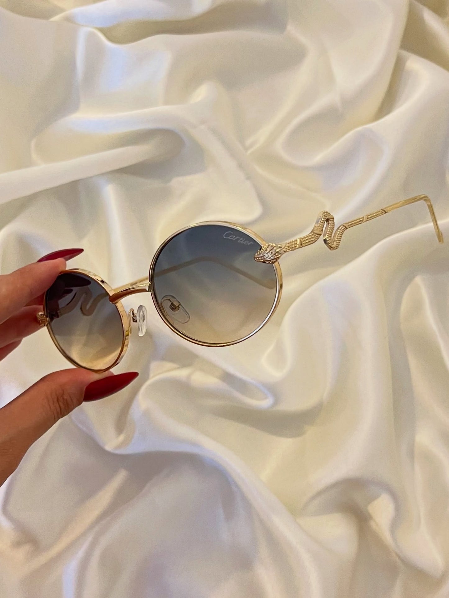 ÉLISE Oval Luxe Sunglasses