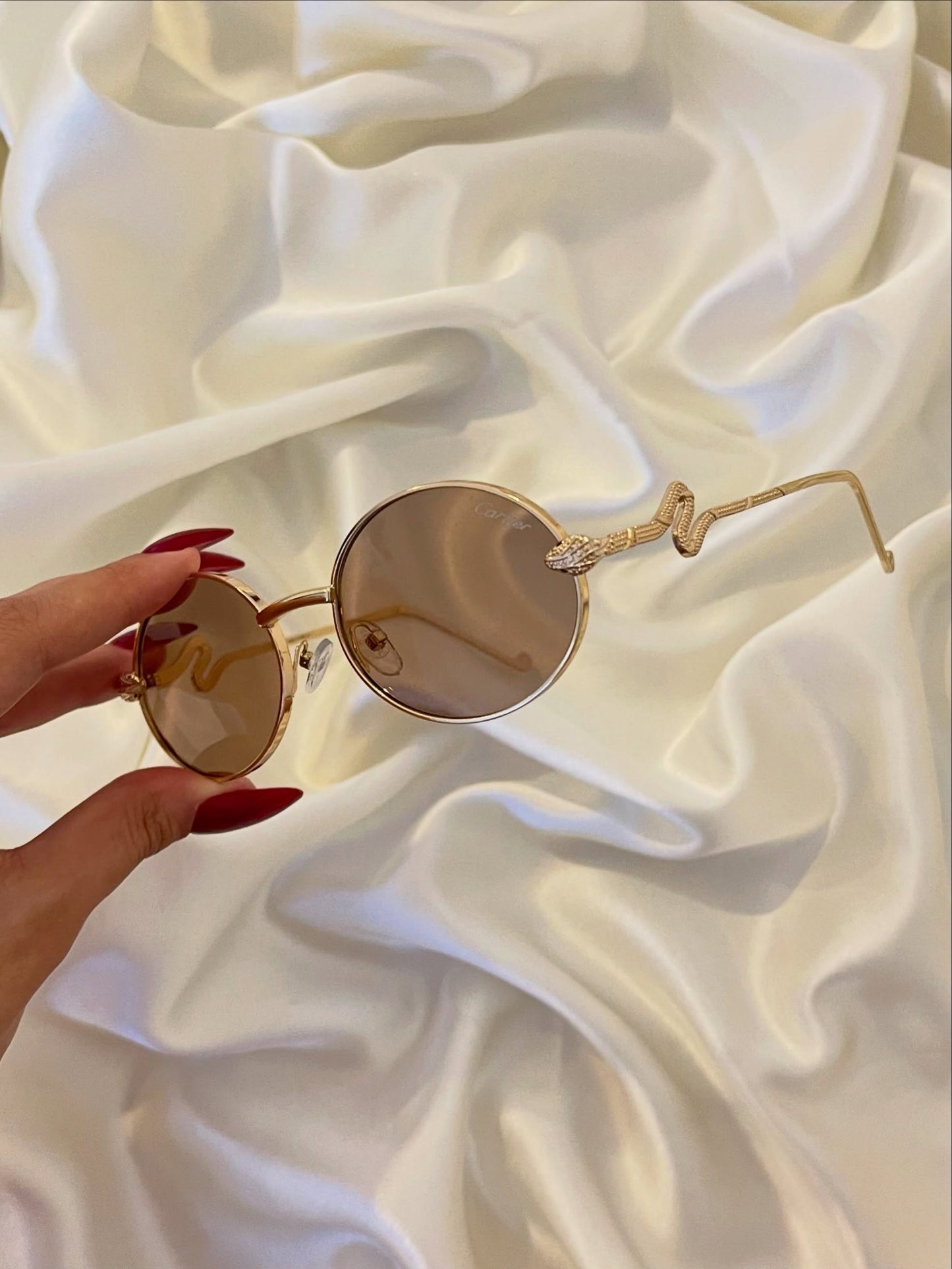 ÉLISE Oval Luxe Sunglasses