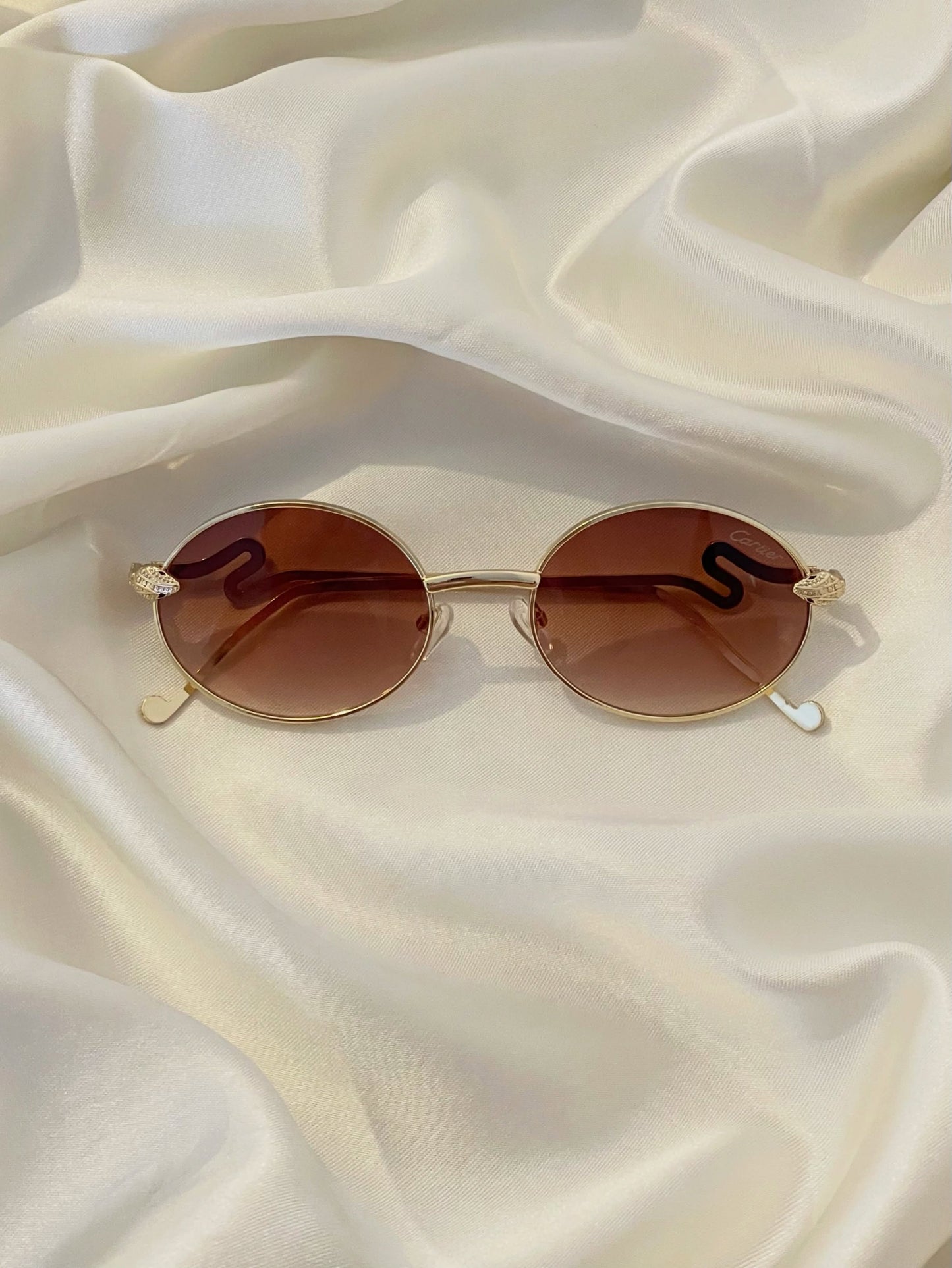 ÉLISE Oval Luxe Sunglasses