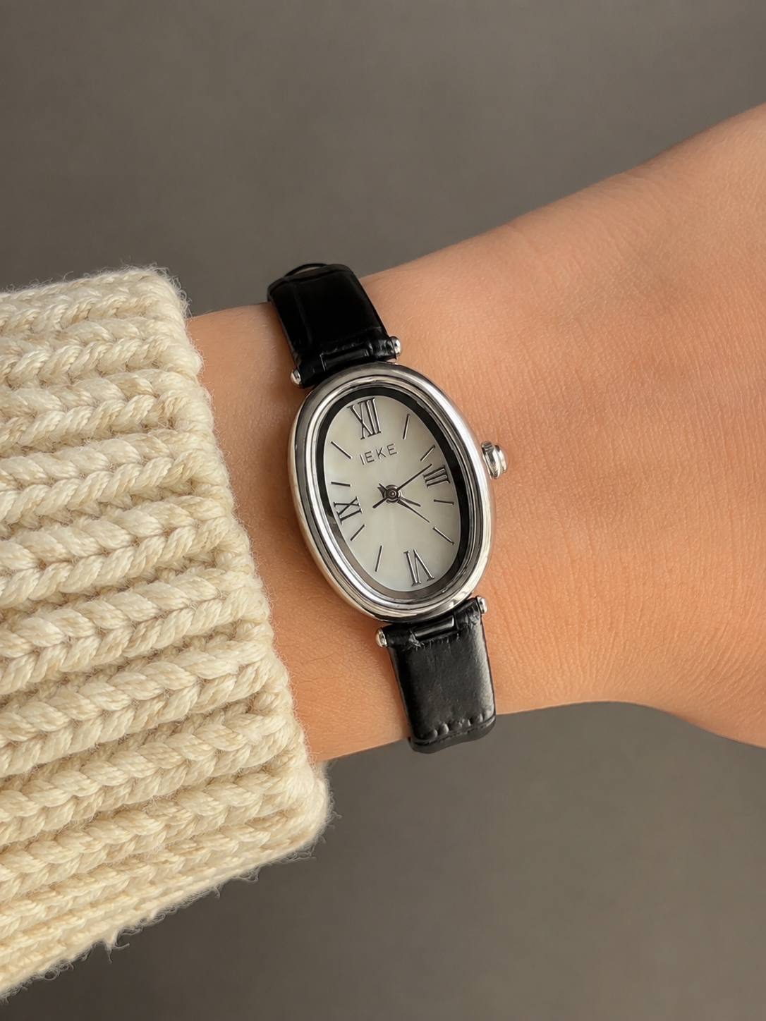 IEKE Vintage Oval Roman Numeral Women’s Watch