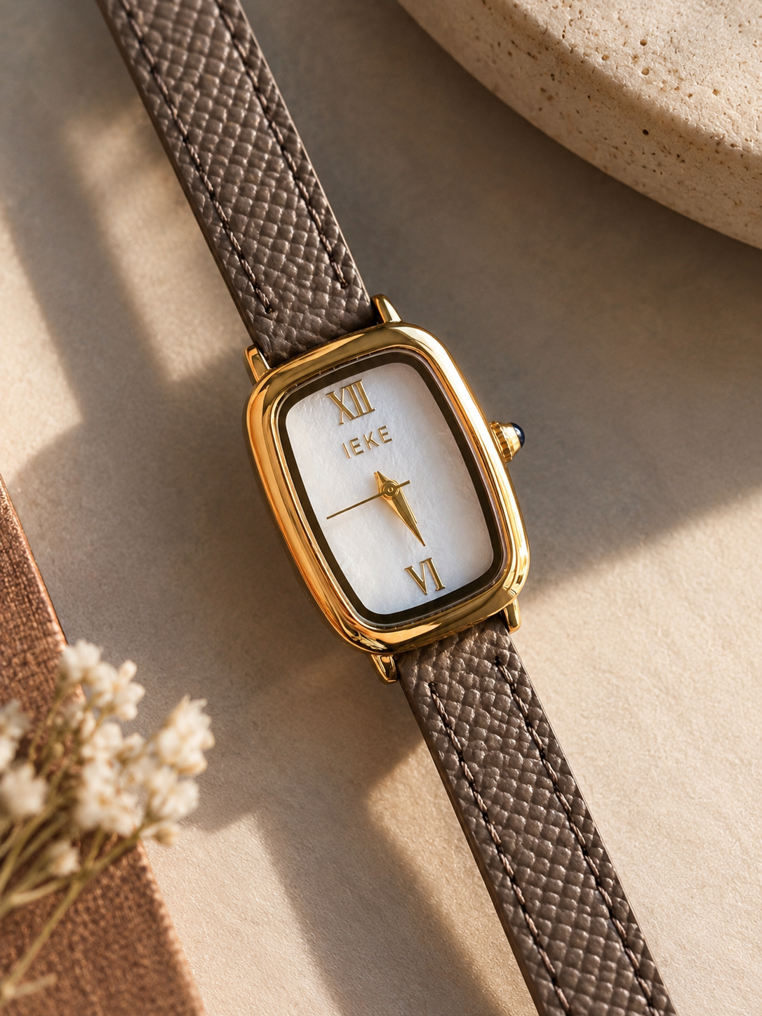 IEKE Rounded Rectangle Watch