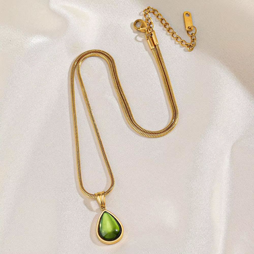 French Retro Water Drop Pendant Necklace