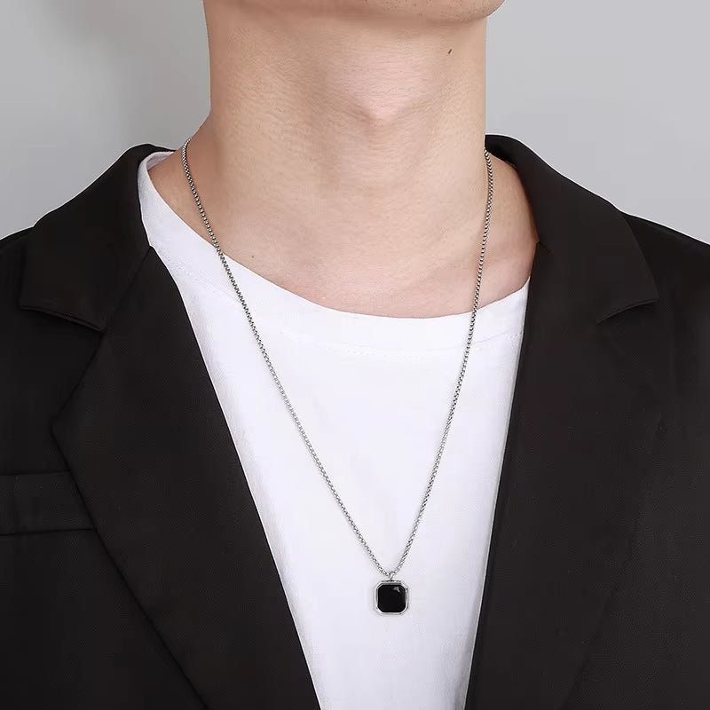 Vintage Cool Cuban Figaro Box Chain Necklace – Timeless Style with an Edge