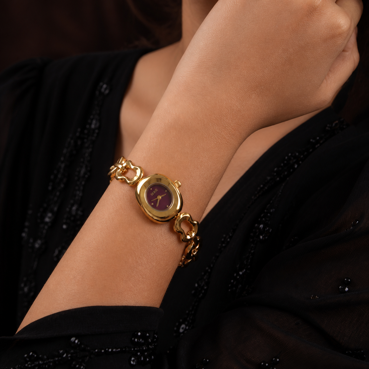 The Sculpted Link Watch